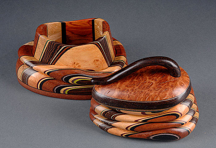 Egg-shaped Box with Red Mallee