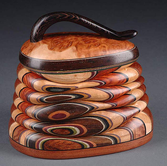 Egg-shaped Box with Red Mallee